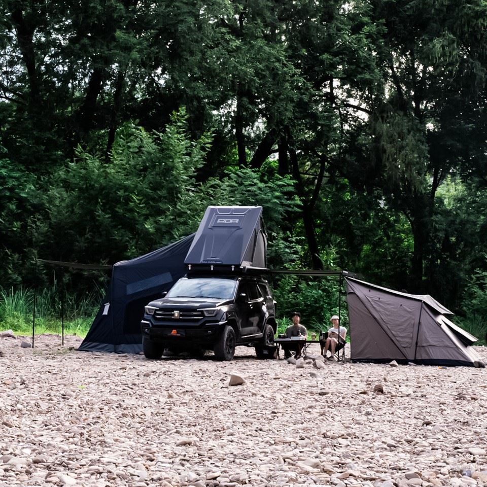OEM Outdoorlive Roof Top Tent SUV/4X4